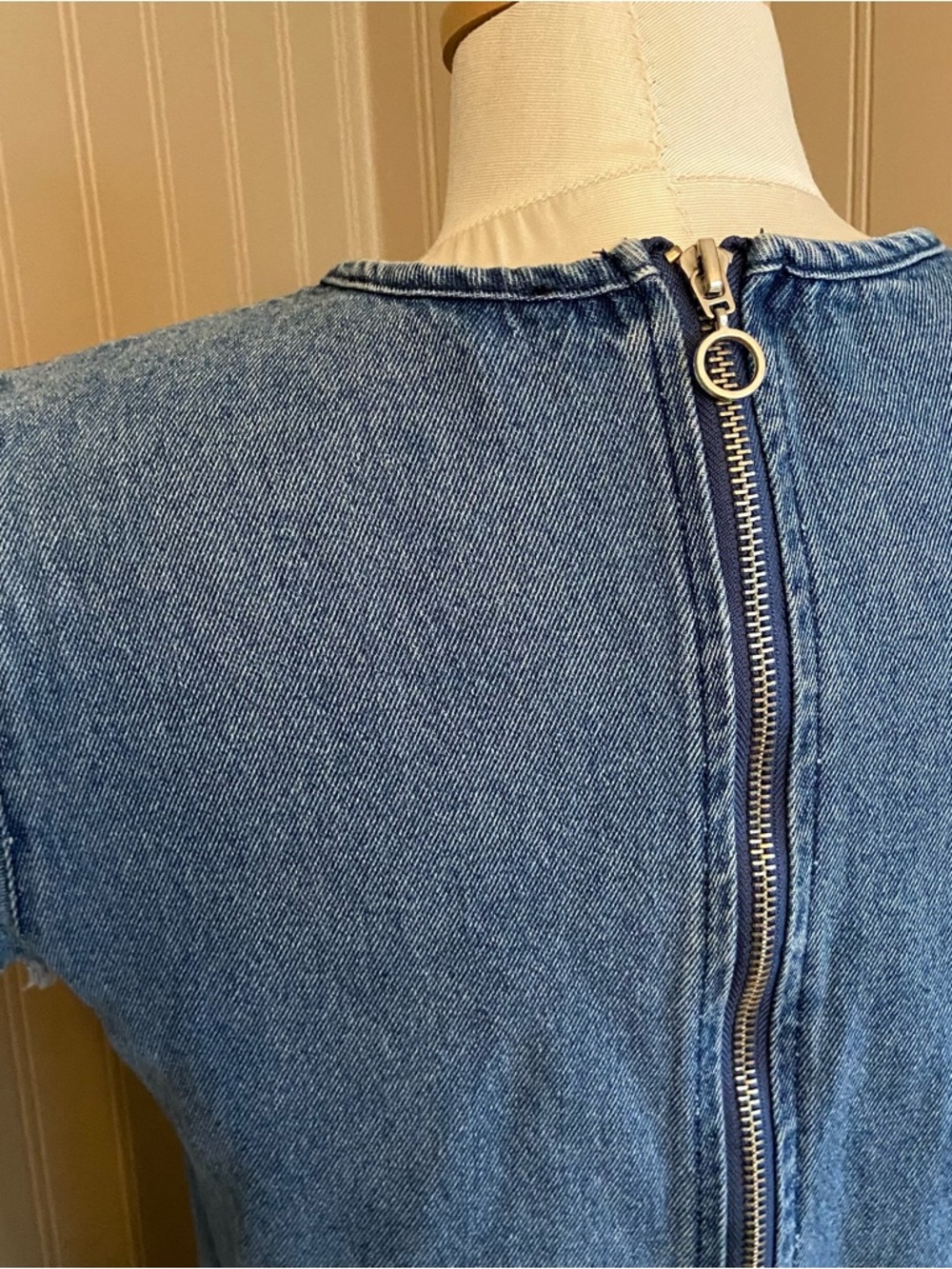 Y2K Super Cute Forever 21 Raw Edge Denim Mini Dress Women’s Size Medium - Picture 6 of 8